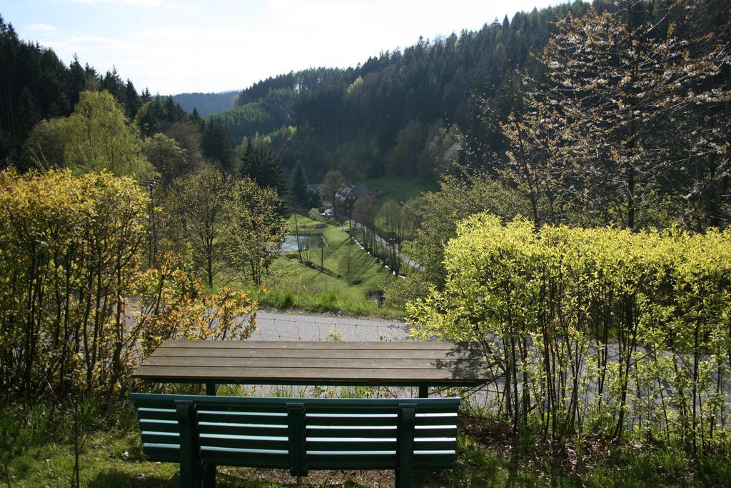 Kraeuterbaude Hotell Saupsdorf Eksteriør bilde